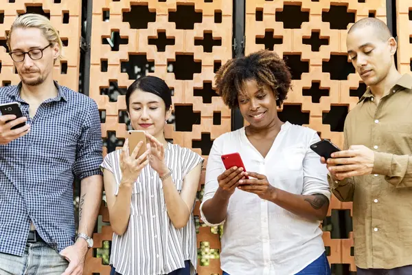 Crea una comunidad en Redes Sociales - Alicia Higgins