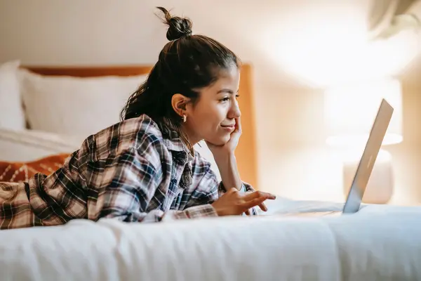 3 Cosas que Puedes Estudiar para Mejorar Tu Salario. Excel vs Maestría vs inglés - Dan Contreras