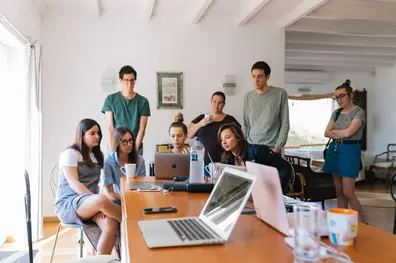 Las empresas preferidas por los jóvenes en diferentes países de Latinoamérica 
