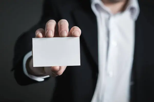 Los Beneficios de Crear una Marca Personal Para Atraer Clientes Online - Mibucle