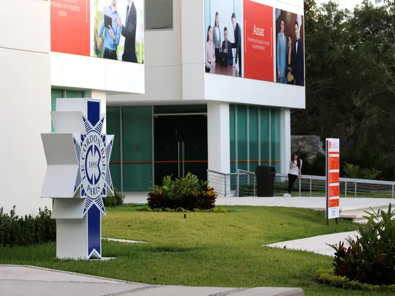 Universidad de Anáhuac Cancún - Campus 1