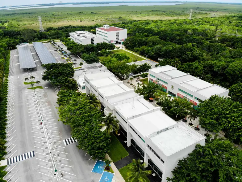 Universidad de Anáhuac Cancún - Campus 2