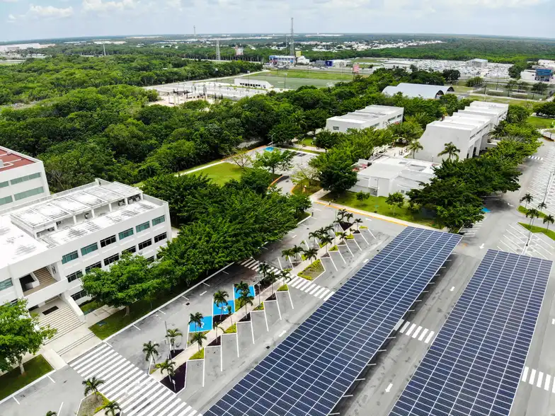 Universidad de Anáhuac Cancún - Campus 6